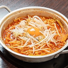 豚とキムチの韓ラーメン