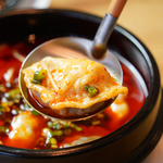 ピリッとした辛さと痺れる山椒がやみつきに。辛い物好きさんにはもちろん、お酒のアテにもおすすめ！