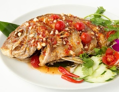 揚げ魚のあんかけソース Thai Style Deep-Fried Fish