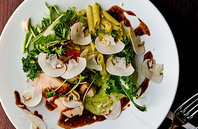 クラシックなビストロ料理を存分にご堪能いただけます。