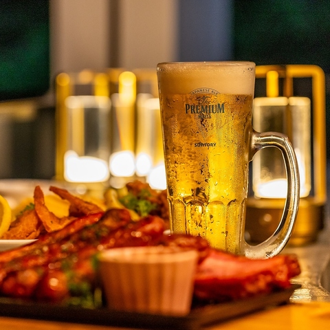 “井の頭公園を一望のテラス席”豪快なBBQや鉄板肉料理とクラフトビール♪カフェ＆BBQ