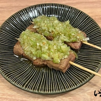 素材の旨みを引き出す炭火焼きと鮮度へのこだわり
