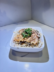 釜揚げしらす丼/サーモンマヨ炙り丼/マグロのねぎまみれ丼/おろしポン酢ブリ丼/炭火焼き牛タン丼
