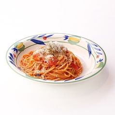 トマトとバジリコのスパゲッティ　ポモドーロ