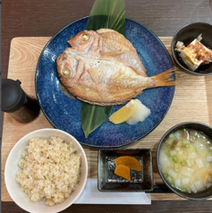 たい炙り焼き定食の写真