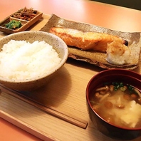 ピザ窯で焼いた絶品焼き魚