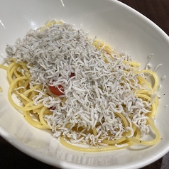 しらすだらけのペペロンチーノ