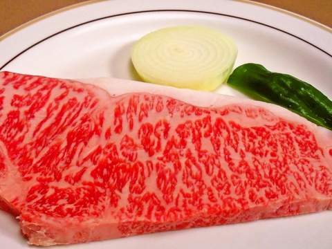 成型肉、注入肉を一切使用していない。安心して新鮮なお肉を味わえるお店。