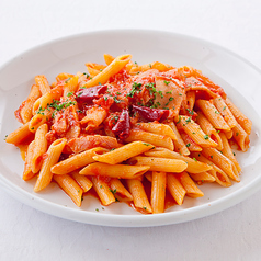 ベーコンのアラビアータ　ペンネ　