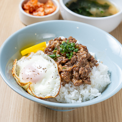 和牛ルーローハン定食 Wagyu Braised Pork Rice Set