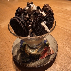 チョコレートづくしのソフトパフェ