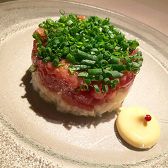 マグロと山芋のタルタル 二層仕立て