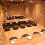 【お座敷個室】奥にあるお座敷は最大34名様までOK♪人数に応じて仕切りで区切ることができます！