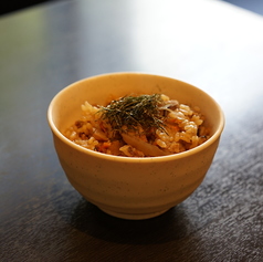 昔ながらのおばあちゃんの鳥の炊き込みご飯