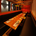 当店の全席個室は、落ち着いた和風のインテリアで統一され、リラックスできる空間を演出しています。周りを気にせずゆったりと過ごせるため、大切な人との食事やビジネスディナーにも最適です。