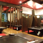 少人数～大人数までご対応可能なオシャレなお座敷席♪和の趣を感じながらお食事をお楽しみください！