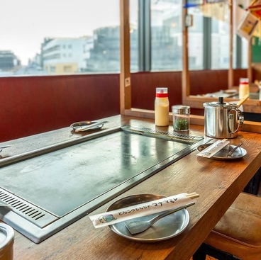 とんこつもんじゃコナマミレ　浅草横町の雰囲気1