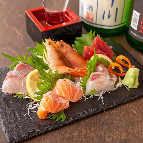 名物浜焼き、天ぷら、お造りが自慢の海鮮居酒屋★飲み放題付きコースは5000円～