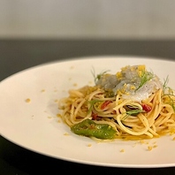 軽やかに締めるパスタとリゾットの魅力