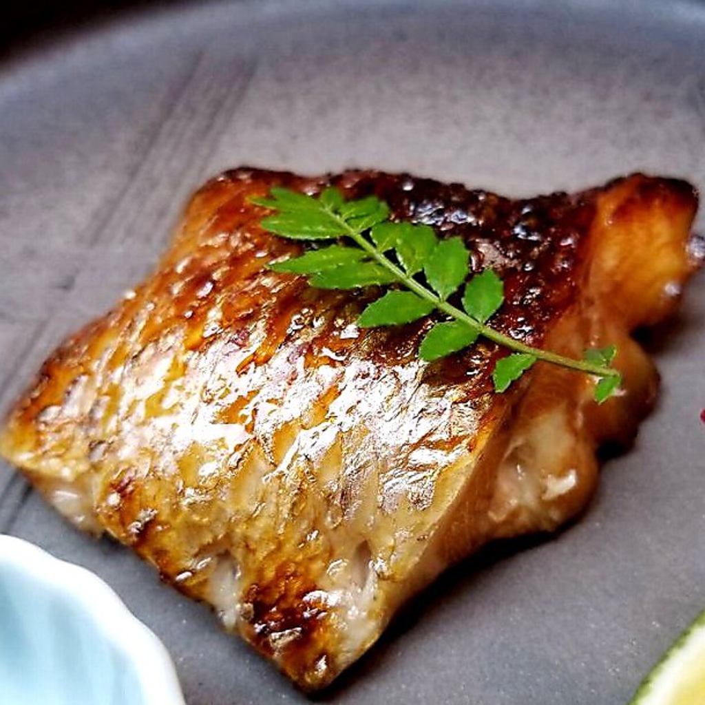 寿司は勿論、煮物や焼物天ぷらも隠れ名物です。