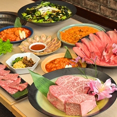 上質な黒毛和牛や、コリコリ食感のホルモン、希少部位など多数ご用意！韓国料理などサイドメニューも豊富！の写真