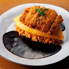 昼はオムライス専門店！