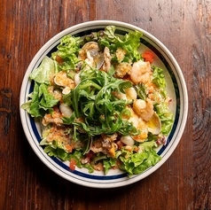 サカナバルサラダ