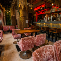 落ち着く雰囲気の店内