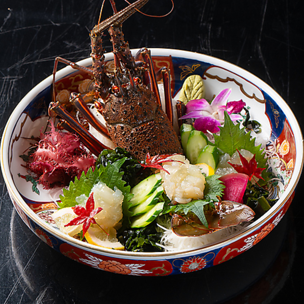 素材や料理に自信あり！お得な2時間飲み放題コースは2,980円～からご用意しております！