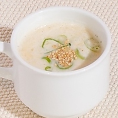 一作鶏塩白湯スープ