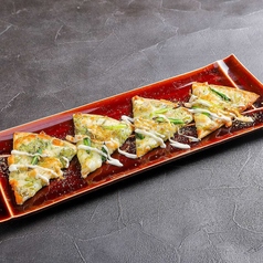 釜揚げしらすと筍のジェノベーゼピッツァ　ゆずレモンマヨネーズ