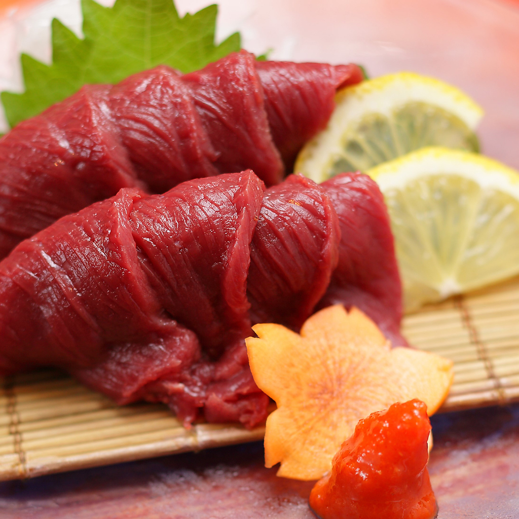 会津名物【馬刺し】極上の赤身肉を是非召し上がれ☆福島の地物を心ゆくまでお愉しみ下さい