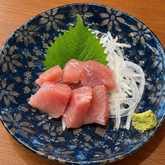 マグロぶつ