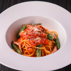 にんにくとトマトのパスタ