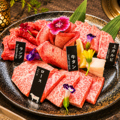 料理メニュー写真&nbsp;厳選和牛贅沢に(2～3名)
