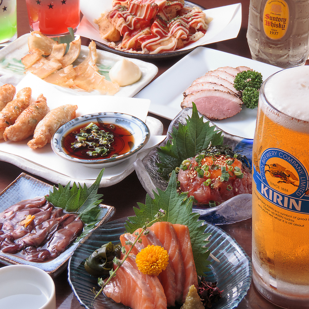 旬の食材を活かした料理やプレミアム日本酒など絶品メニューが、ＴＶや雑誌から取材される人気店です