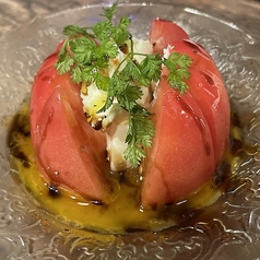 丸ごとトマトサラダ/牛すじ煮込み