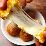 数量限定！！【手作りチーズボール】外はサクサク！伸び～るチーズはインスタ映え間違いなし！
