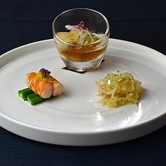 龍翔雲舞(りゅうしょう うんぶ) 季節のおまかせ!軽めのコース8800円(税込)