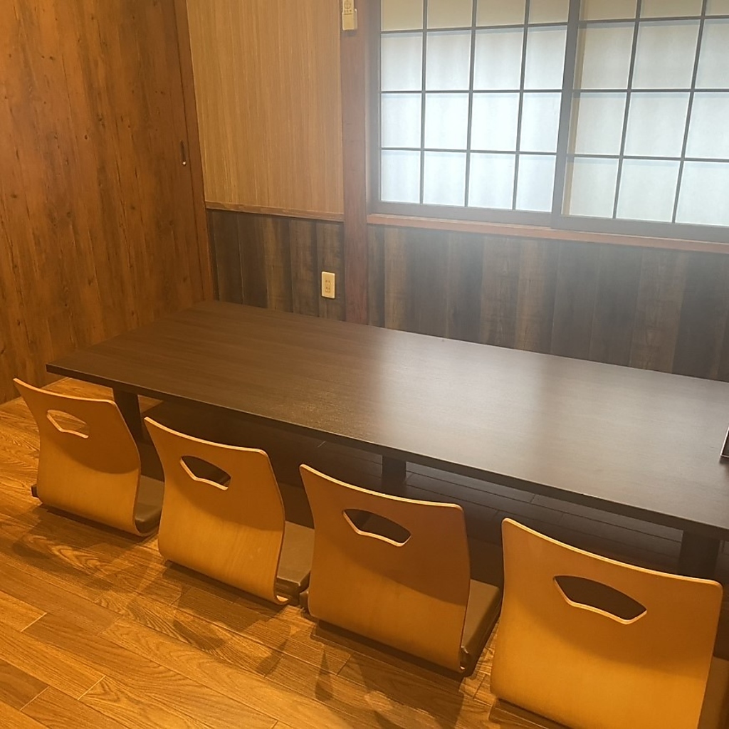 団体様がゆっくりとご利用できるお席をご用意しております。各種宴会などに、とても人気なお席です◎