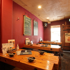 ギョウザバーりん屋の雰囲気2