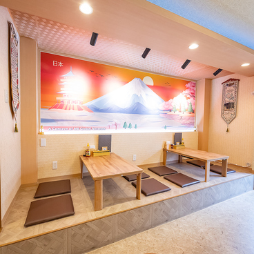 MB Halal Wagyu Ramen DNANTI ASIAN RESTO エムビーハラルワギュウラーメンディナンティアジアンレストの雰囲気1