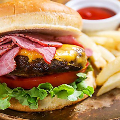 パストラミビーフチーズバーガー