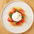 料理メニュー写真&nbsp;ブッラータチーズカプレーゼ