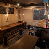 【貸切】京都の河原町や五条エリアでの大人数でのパーティーや宴会には、店舗の貸切でのご利用が可能です。コンクリート打ちっぱなしのモダンで洗練された店内で、新鮮な焼き鳥と90分飲み放題付きのコースを楽しみながら、プライベートな時間をお楽しみください。人数やご予算についてもお気軽にご相談ください。