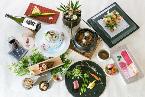 DINING ROOM ON THE HARIMA �Z�g���n�C�����h���B���P�H