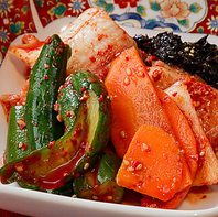 オーガニックの焼き野菜や多彩なサイドメニューも必見♪