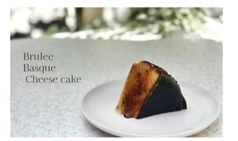 ブリュレバスクチーズケーキ