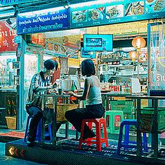 タイ屋台の雰囲気をそのまま楽しんでいただけるカウンター席です