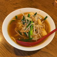 新新京名物ベトコンラーメンも！